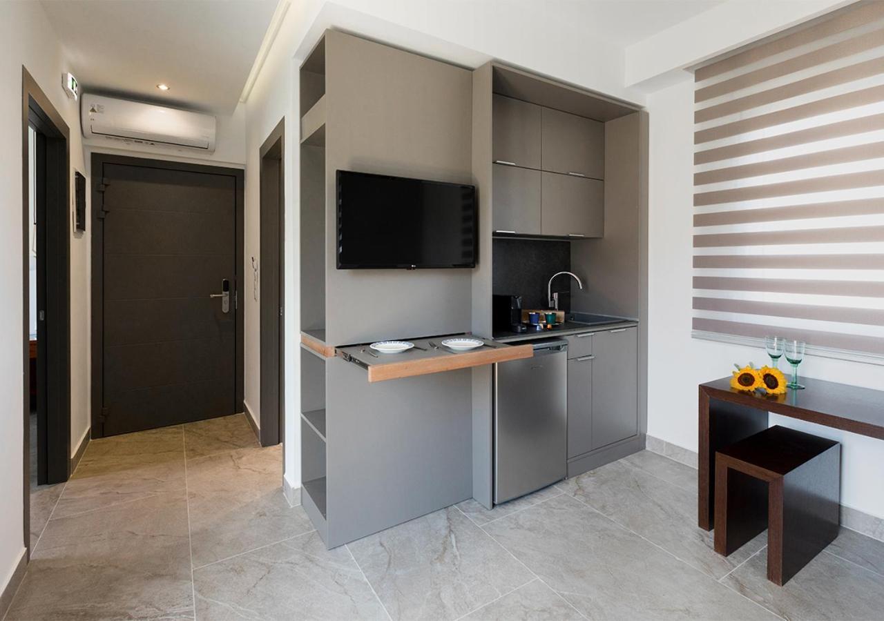 Sun Residence Exclusive Seaside Suites Polychrono Exterior photo